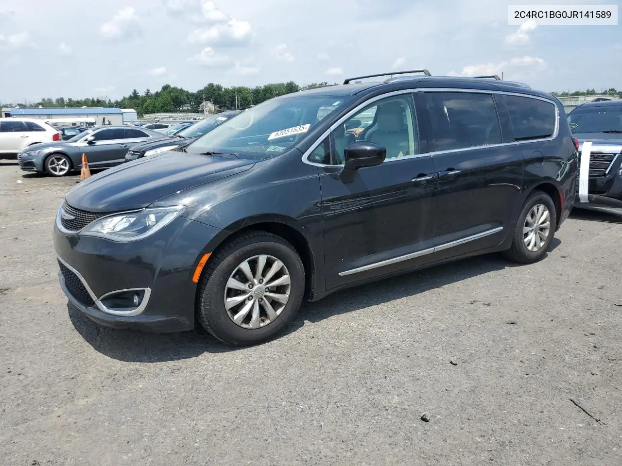 2018 Chrysler Pacifica Touring L VIN: 2C4RC1BG0JR141589 Lot: 63051535