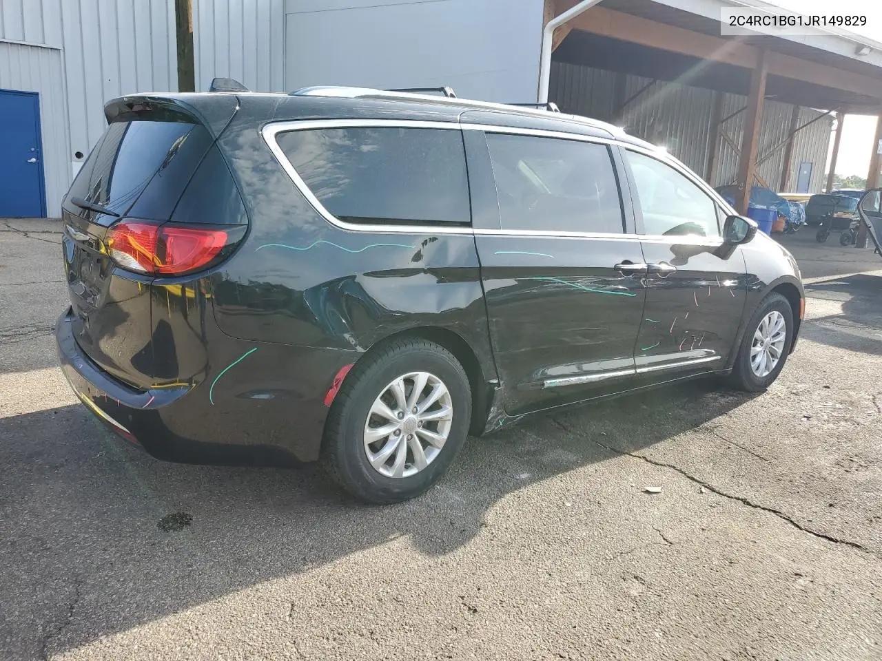 2018 Chrysler Pacifica Touring L VIN: 2C4RC1BG1JR149829 Lot: 65477185