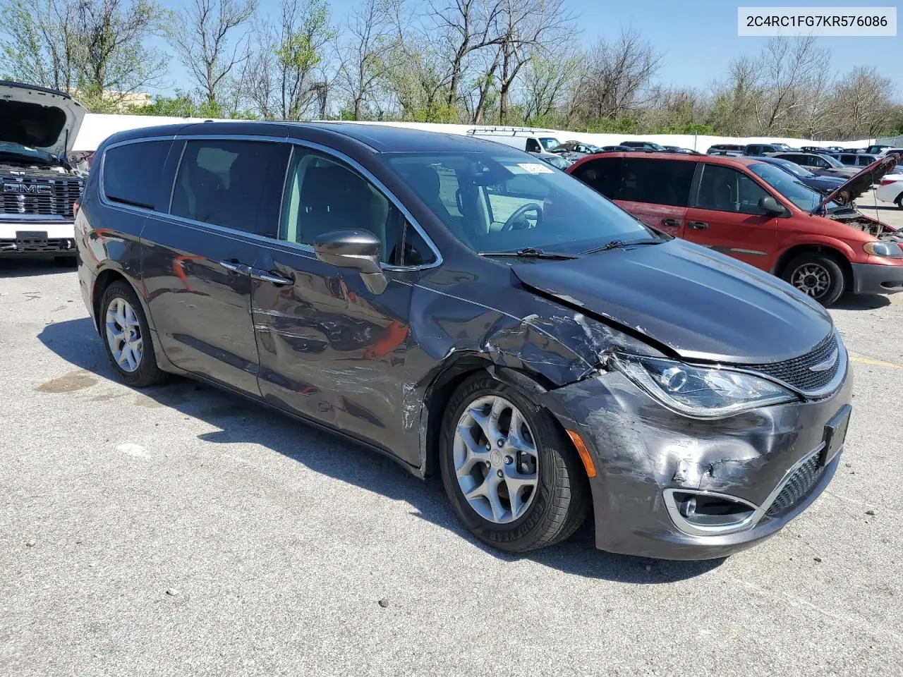 2019 Chrysler Pacifica Touring Plus VIN: 2C4RC1FG7KR576086 Lot: 52412305