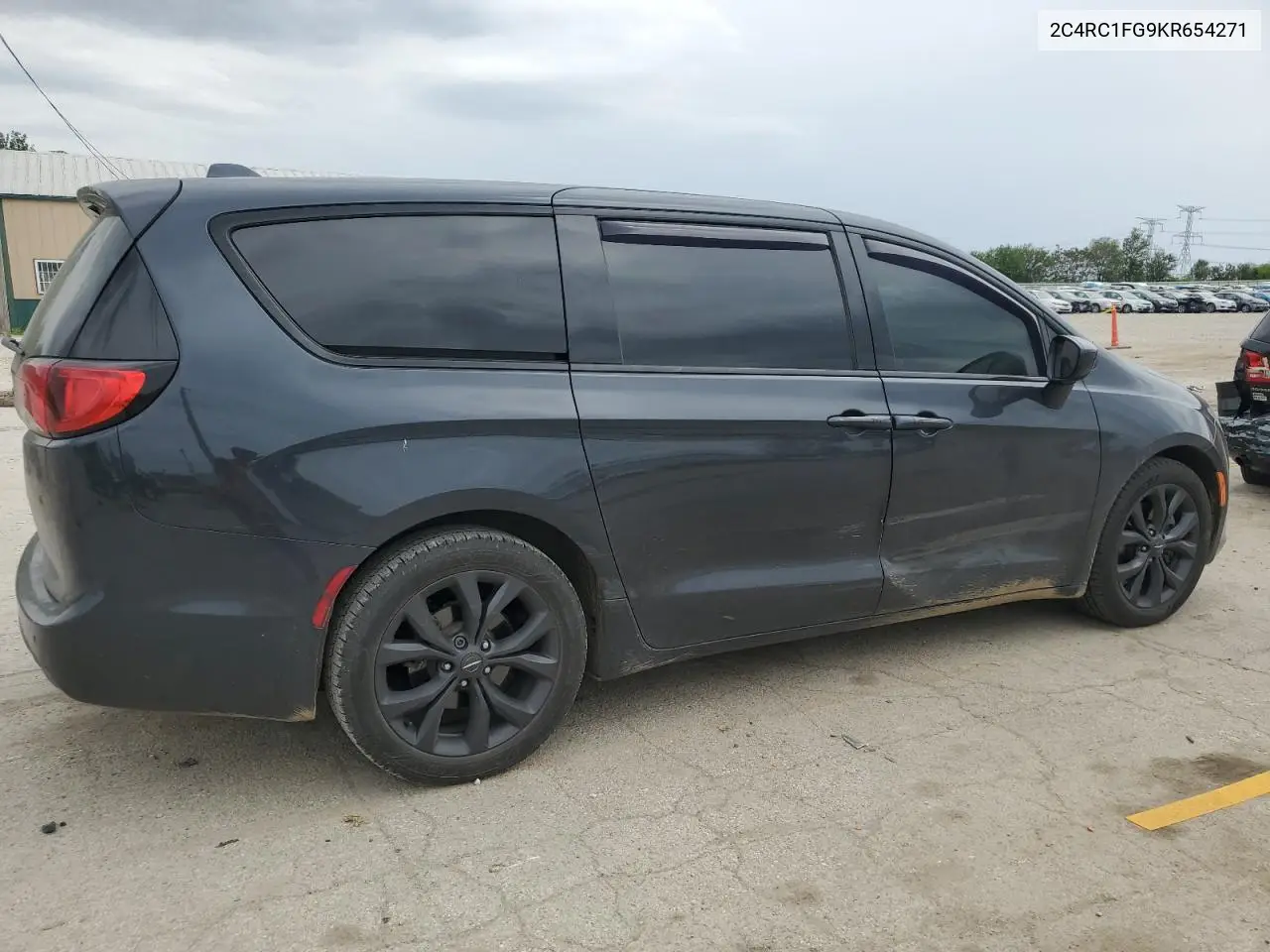 2019 Chrysler Pacifica Touring Plus VIN: 2C4RC1FG9KR654271 Lot: 55682285