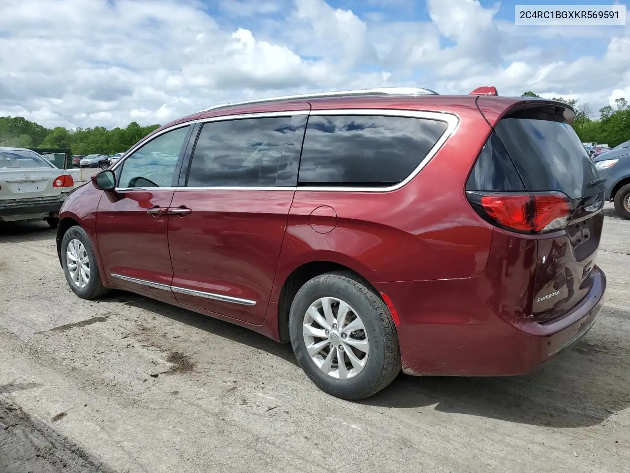 2019 Chrysler Pacifica Touring L VIN: 2C4RC1BGXKR569591 Lot: 56828365