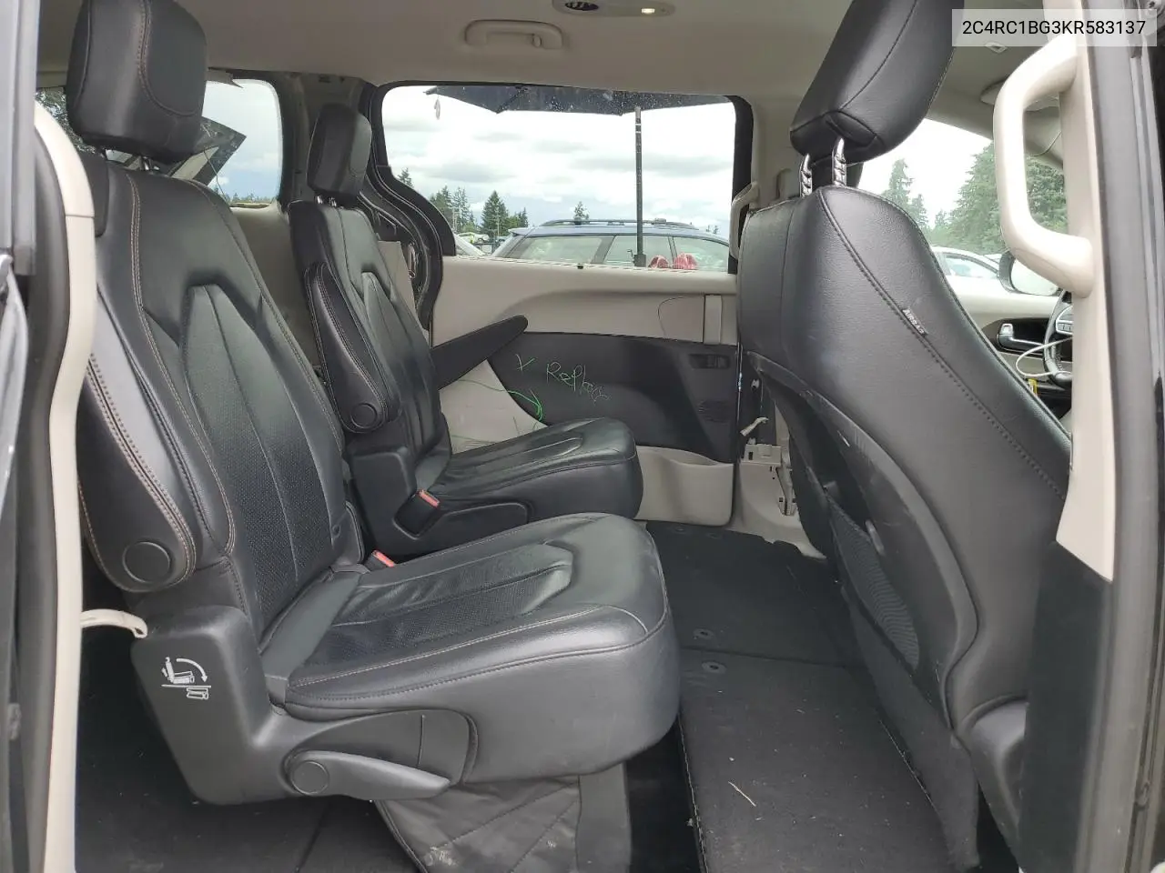 2019 Chrysler Pacifica Touring L VIN: 2C4RC1BG3KR583137 Lot: 62422205