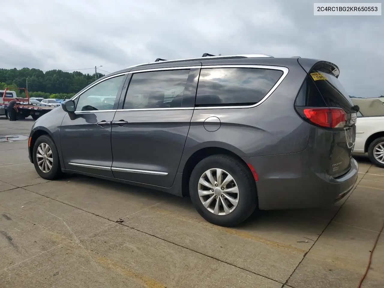 2019 Chrysler Pacifica Touring L VIN: 2C4RC1BG2KR650553 Lot: 62995955