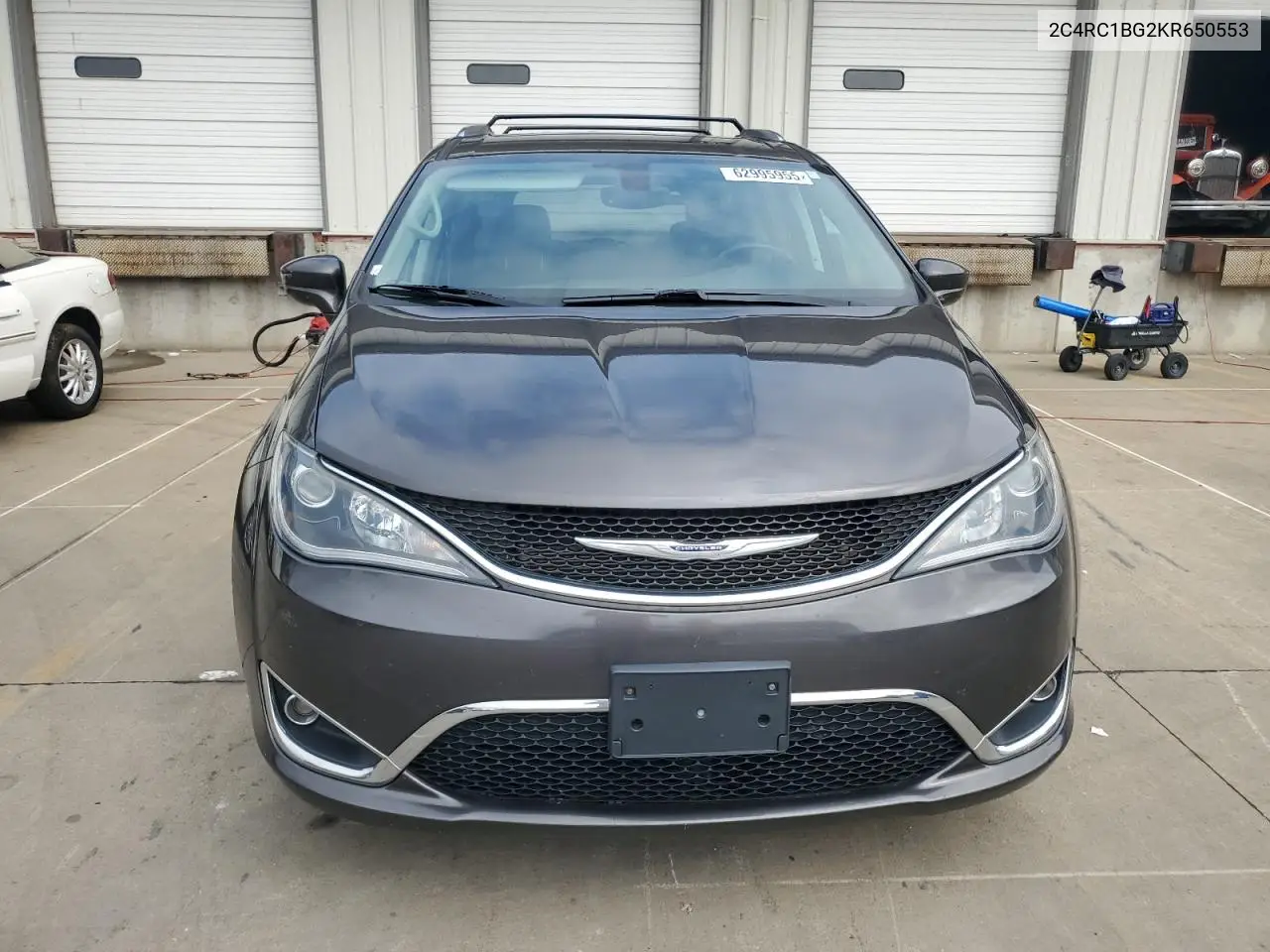 2019 Chrysler Pacifica Touring L VIN: 2C4RC1BG2KR650553 Lot: 62995955