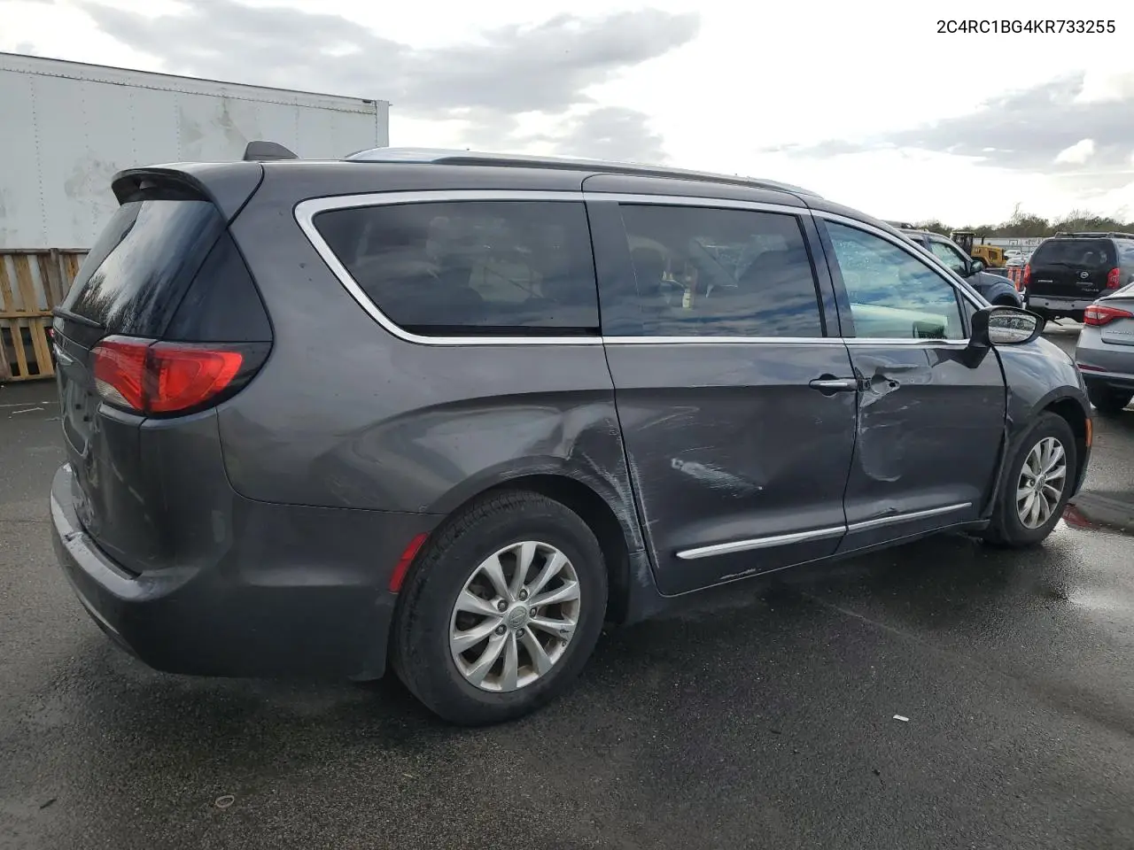 2019 Chrysler Pacifica Touring L VIN: 2C4RC1BG4KR733255 Lot: 84068334