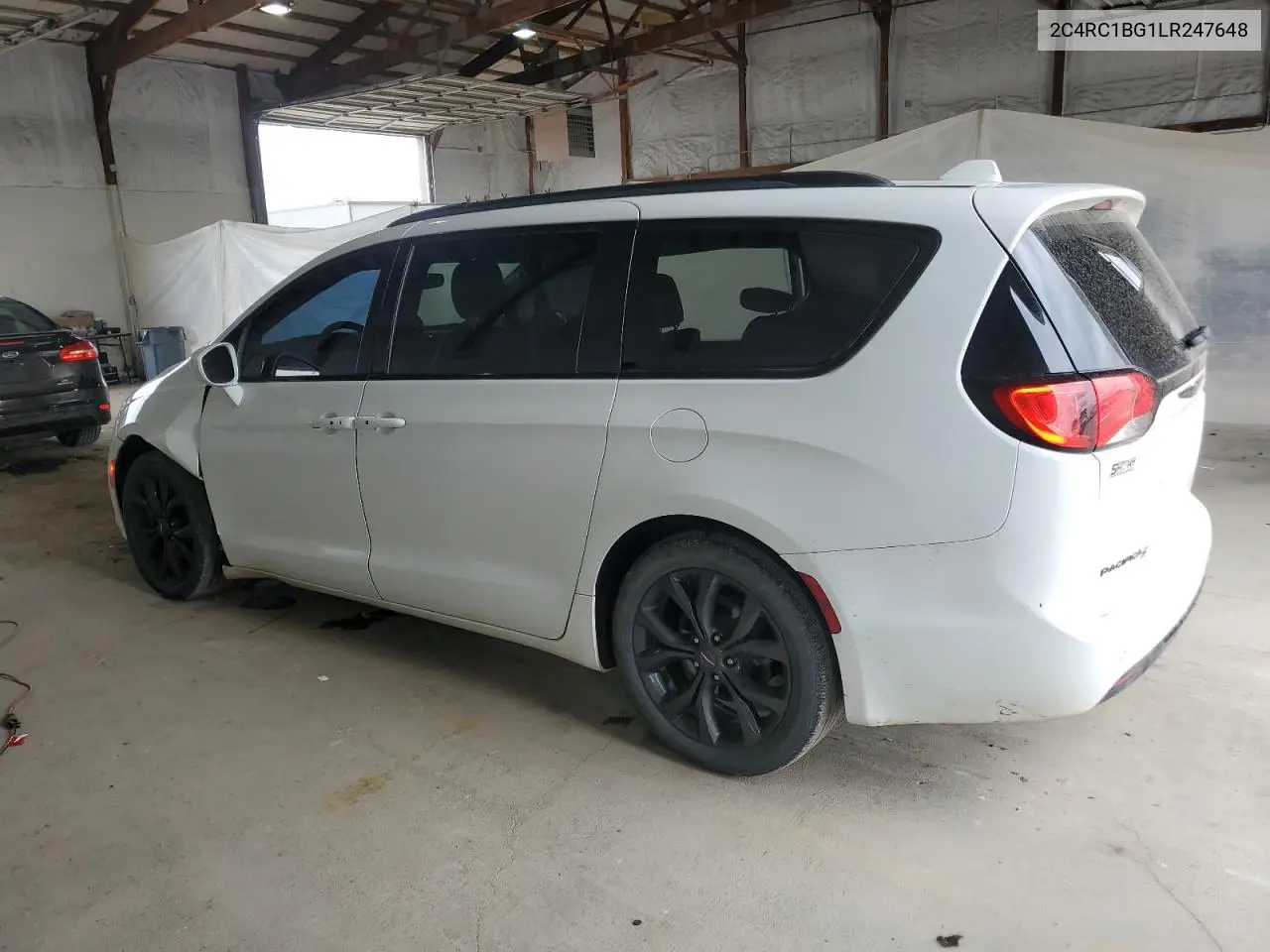 2020 Chrysler Pacifica Touring L VIN: 2C4RC1BG1LR247648 Lot: 55828655