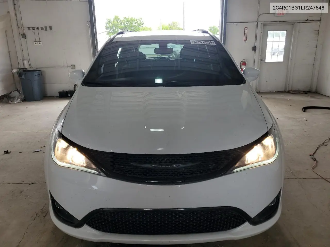 2020 Chrysler Pacifica Touring L VIN: 2C4RC1BG1LR247648 Lot: 55828655