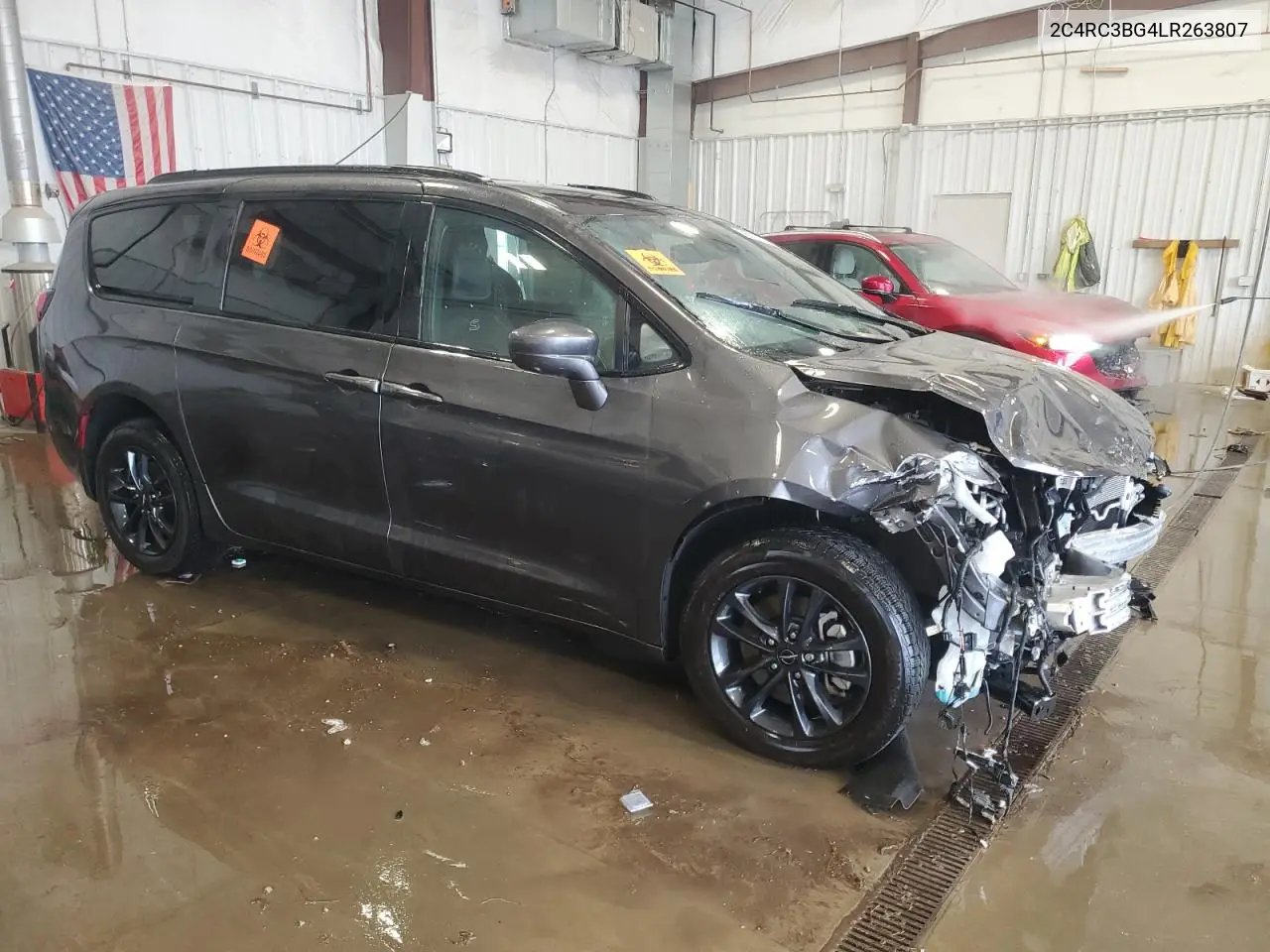 2020 Chrysler Pacifica Touring L VIN: 2C4RC3BG4LR263807 Lot: 56363255