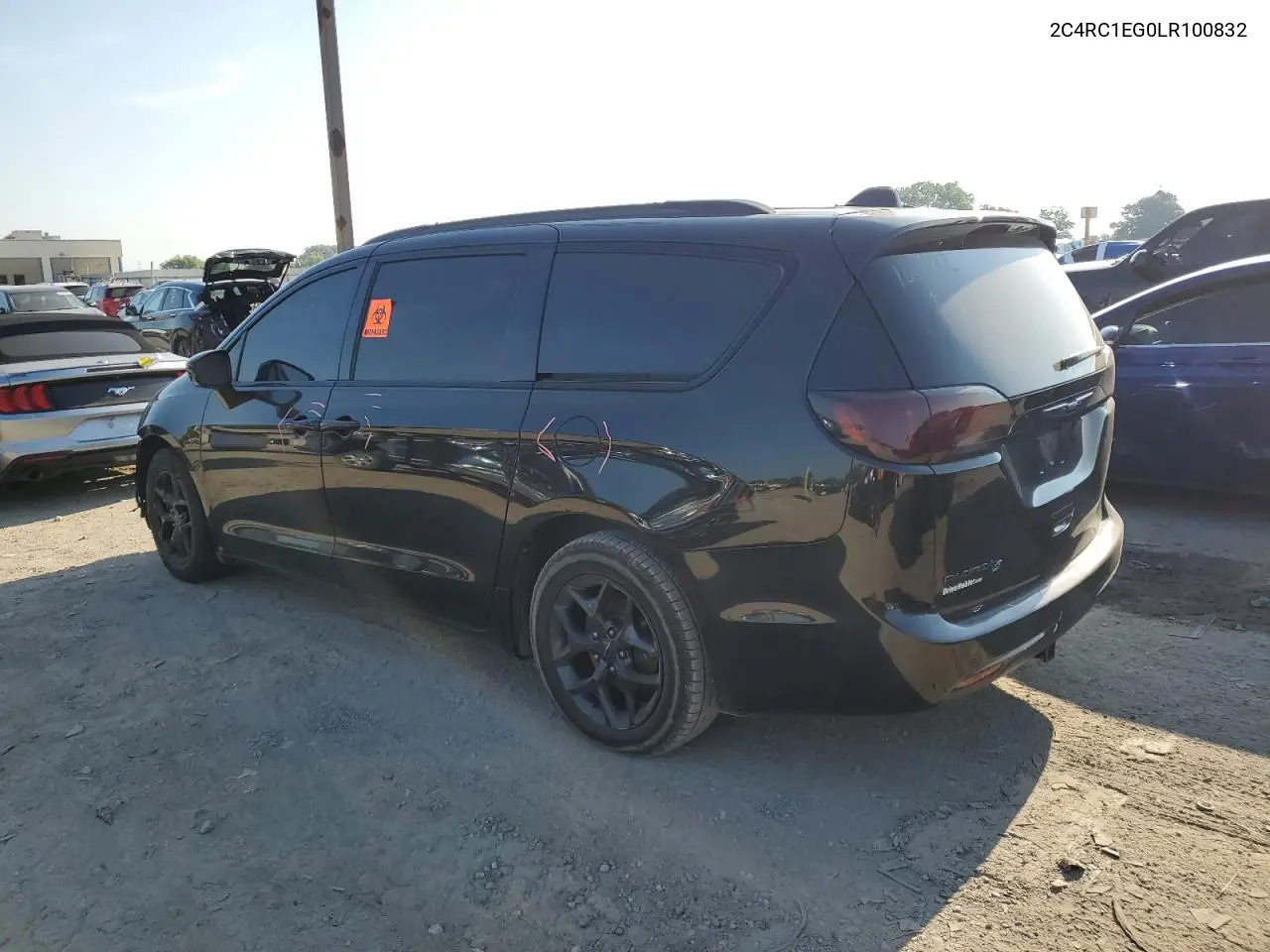2020 Chrysler Pacifica Touring L Plus VIN: 2C4RC1EG0LR100832 Lot: 61892935