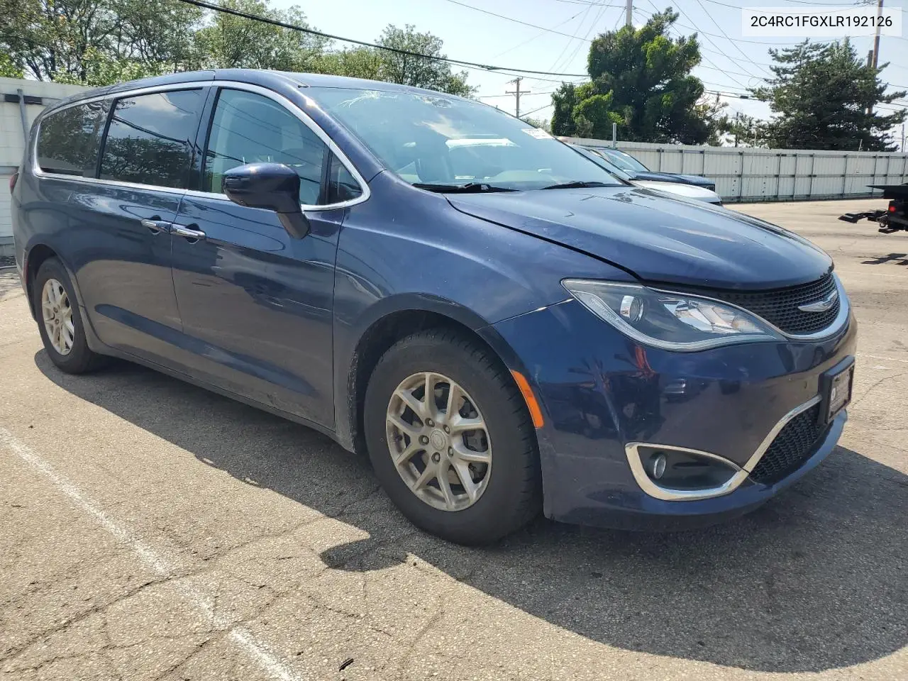 2020 Chrysler Pacifica Touring VIN: 2C4RC1FGXLR192126 Lot: 62570205