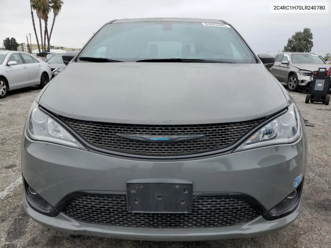 2020 Chrysler Pacifica Hybrid Touring VIN: 2C4RC1H70LR240780 Lot: 65603485