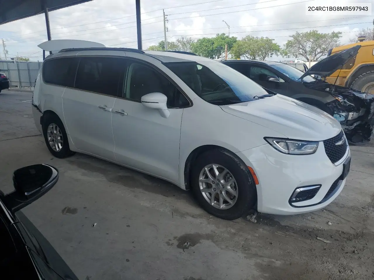 2021 Chrysler Pacifica Touring L VIN: 2C4RC1BG8MR597943 Lot: 56707255