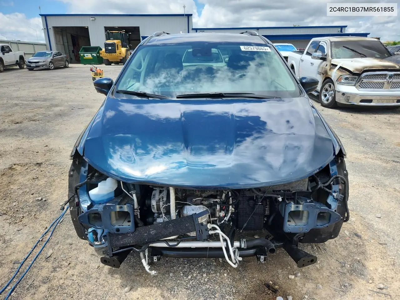 2021 Chrysler Pacifica Touring L VIN: 2C4RC1BG7MR561855 Lot: 62579865