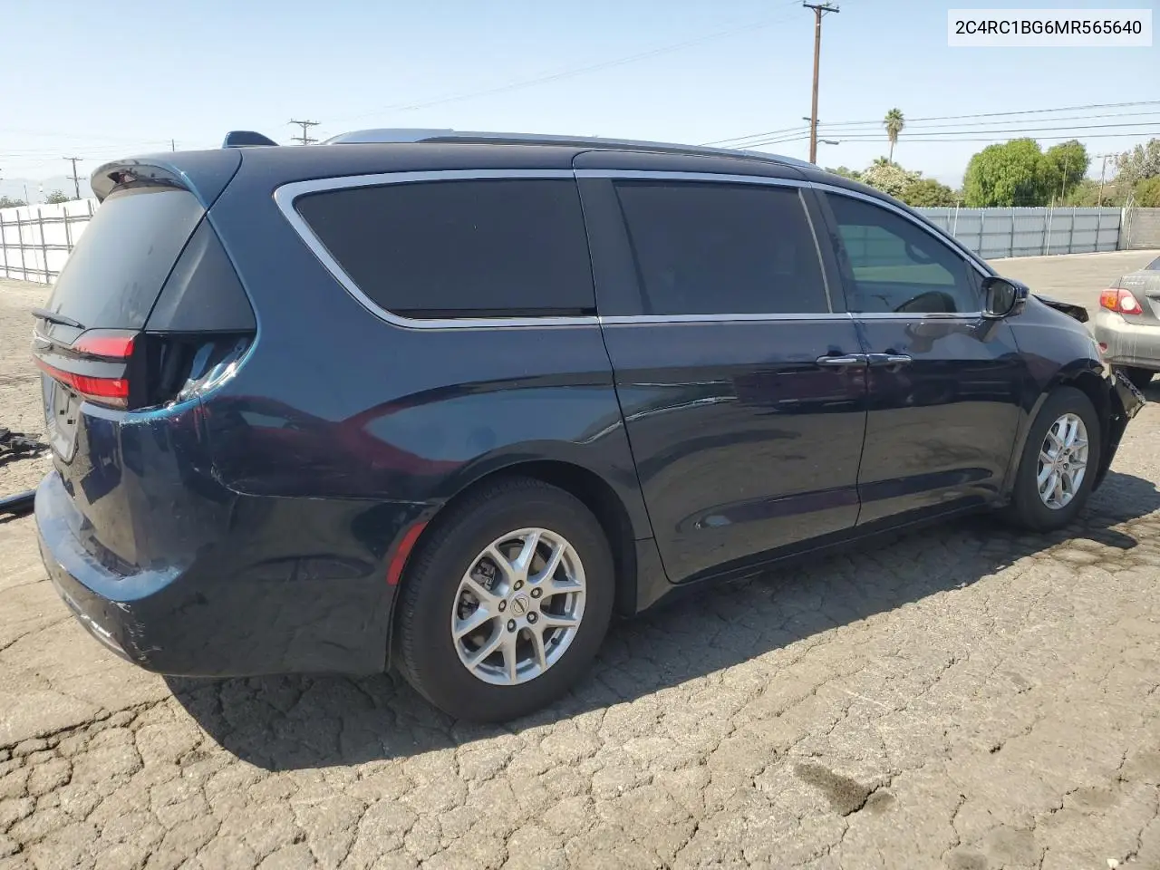 2021 Chrysler Pacifica Touring L VIN: 2C4RC1BG6MR565640 Lot: 62752685