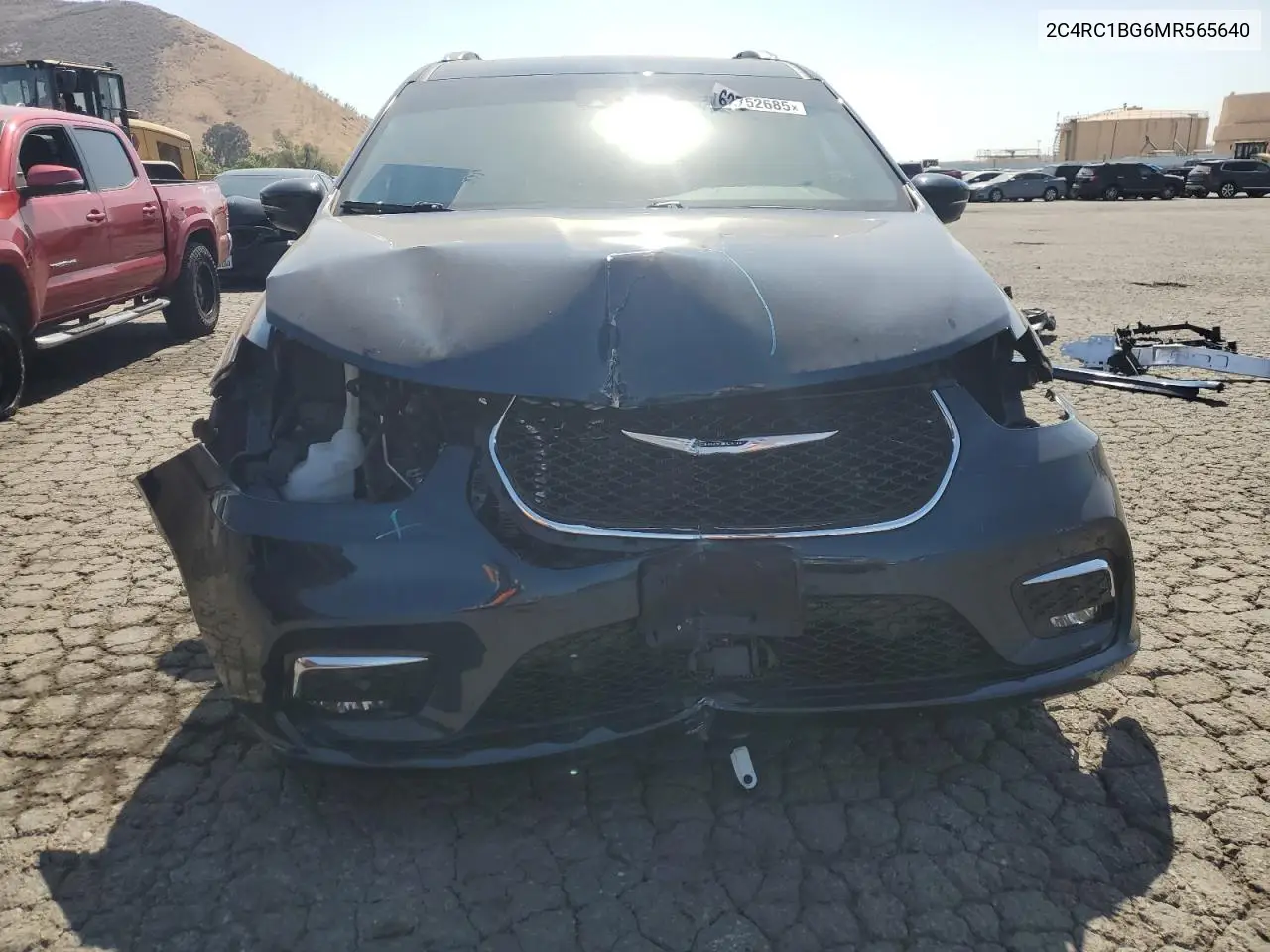 2021 Chrysler Pacifica Touring L VIN: 2C4RC1BG6MR565640 Lot: 62752685