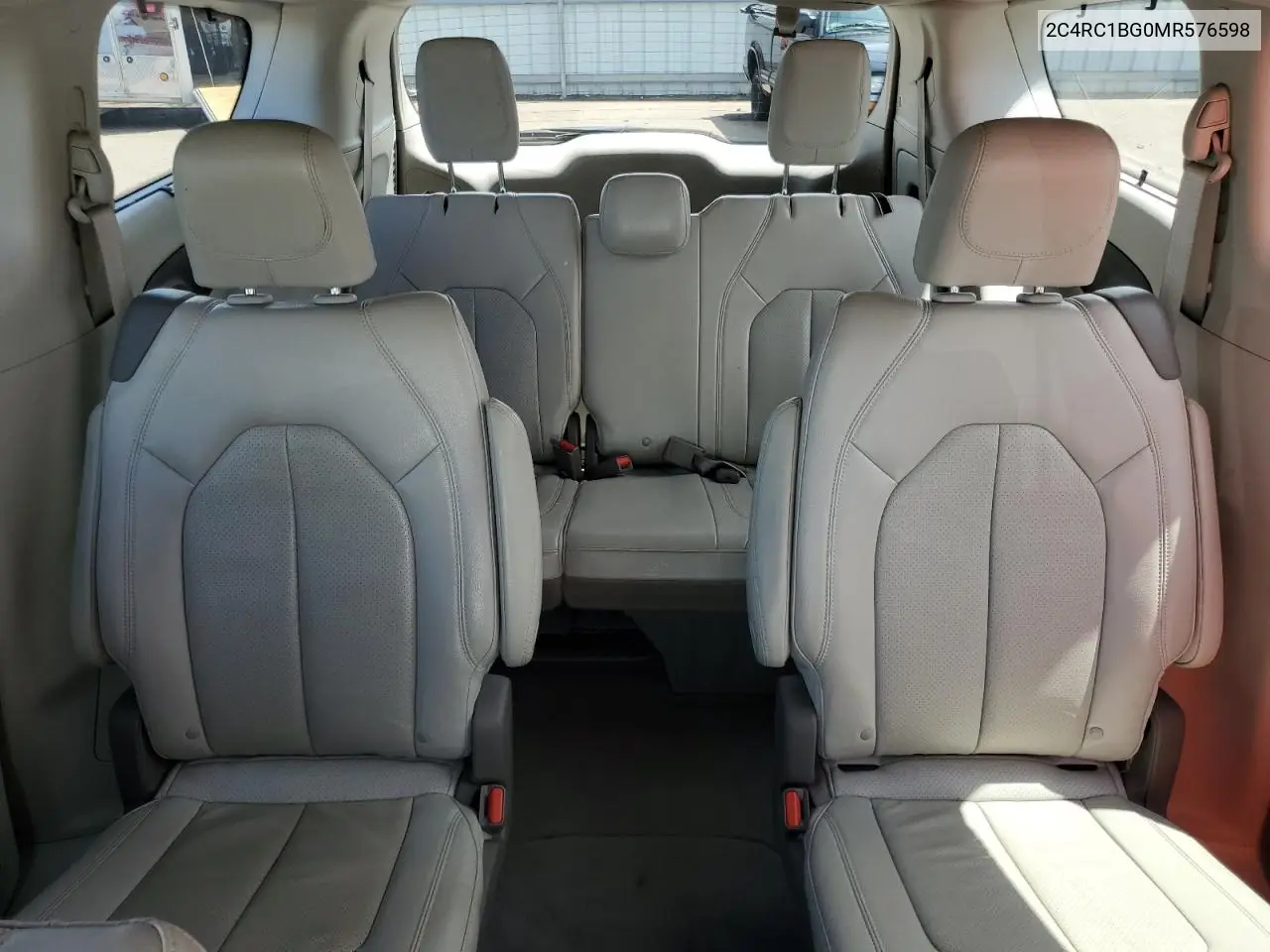 2021 Chrysler Pacifica Touring L VIN: 2C4RC1BG0MR576598 Lot: 65610525