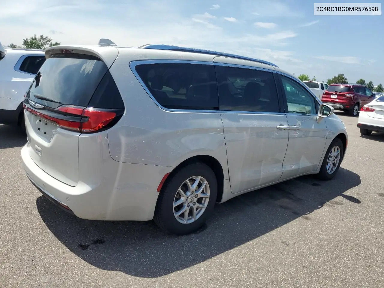 2021 Chrysler Pacifica Touring L VIN: 2C4RC1BG0MR576598 Lot: 65610525