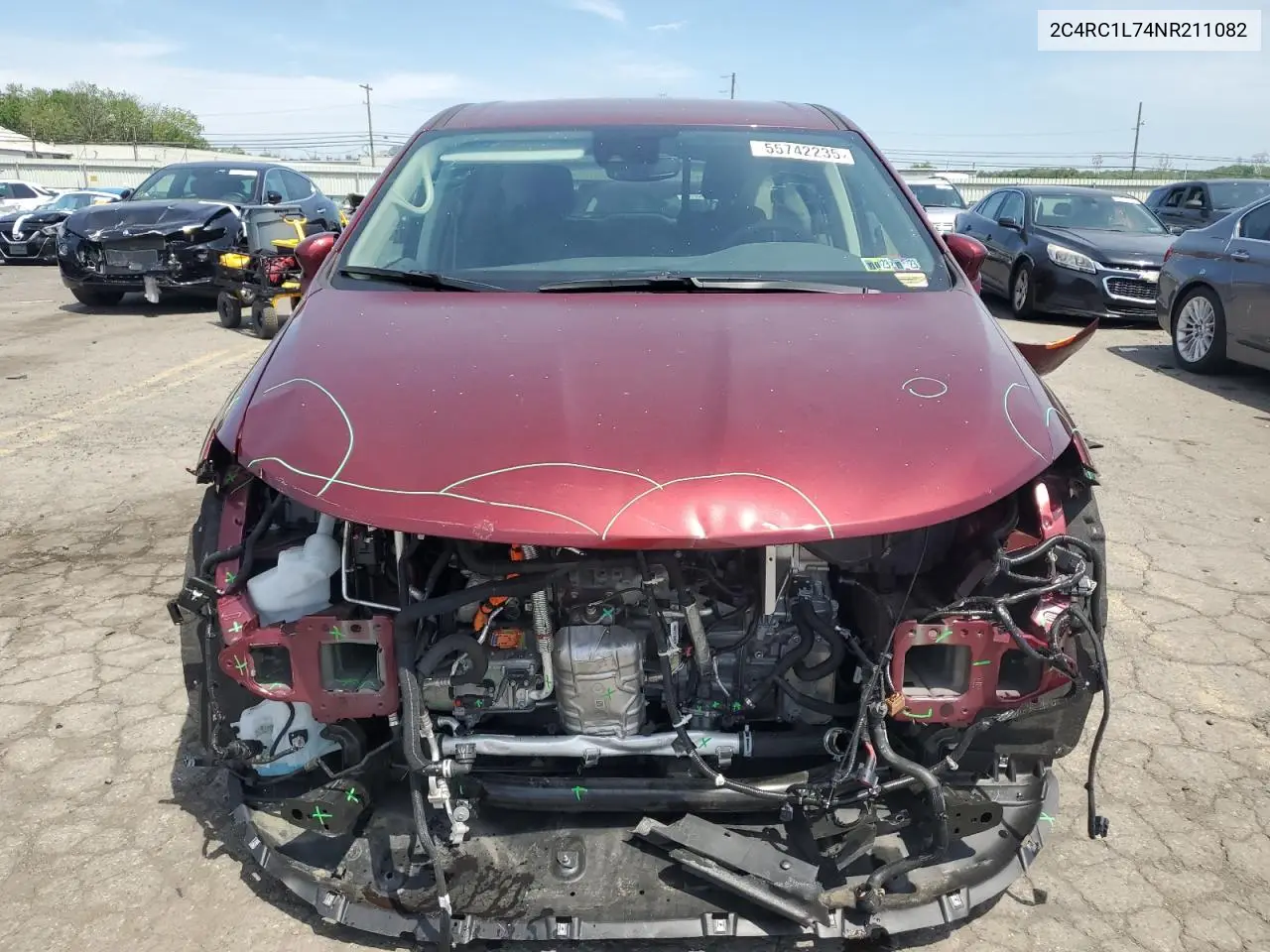 2022 Chrysler Pacifica Hybrid Touring L VIN: 2C4RC1L74NR211082 Lot: 55742235