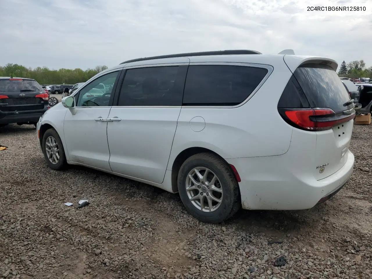 2022 Chrysler Pacifica Touring L VIN: 2C4RC1BG6NR125810 Lot: 56393135