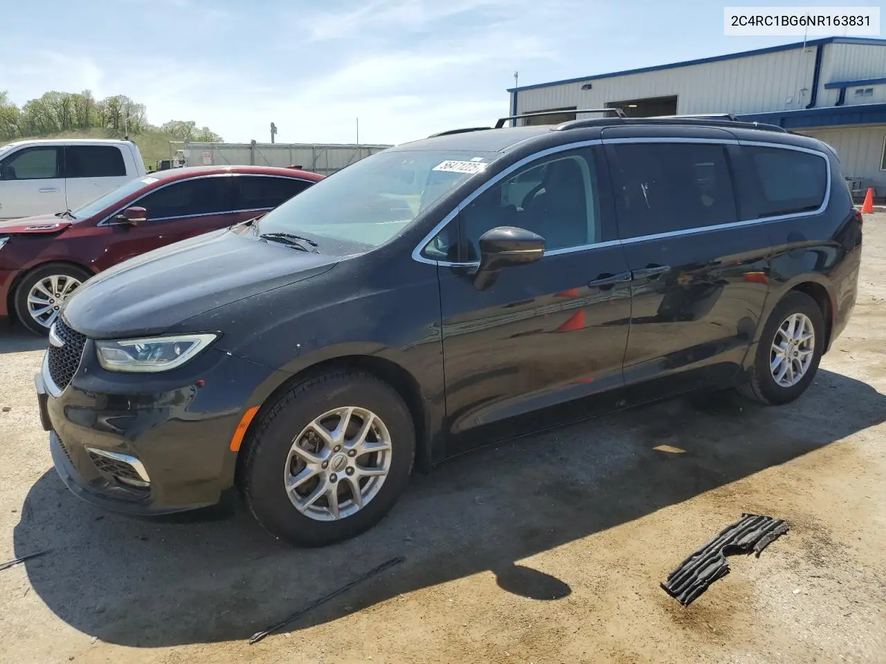 2022 Chrysler Pacifica Touring L VIN: 2C4RC1BG6NR163831 Lot: 56471225