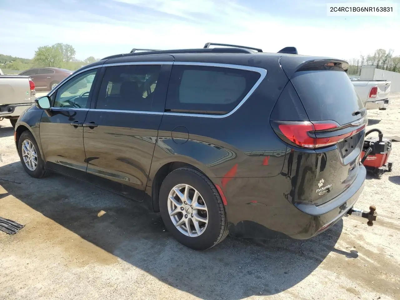 2022 Chrysler Pacifica Touring L VIN: 2C4RC1BG6NR163831 Lot: 56471225
