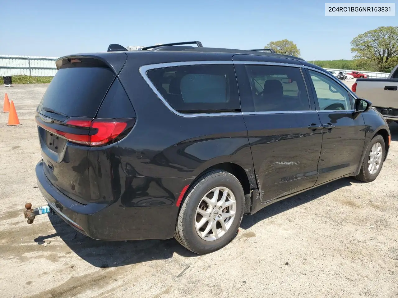 2022 Chrysler Pacifica Touring L VIN: 2C4RC1BG6NR163831 Lot: 56471225