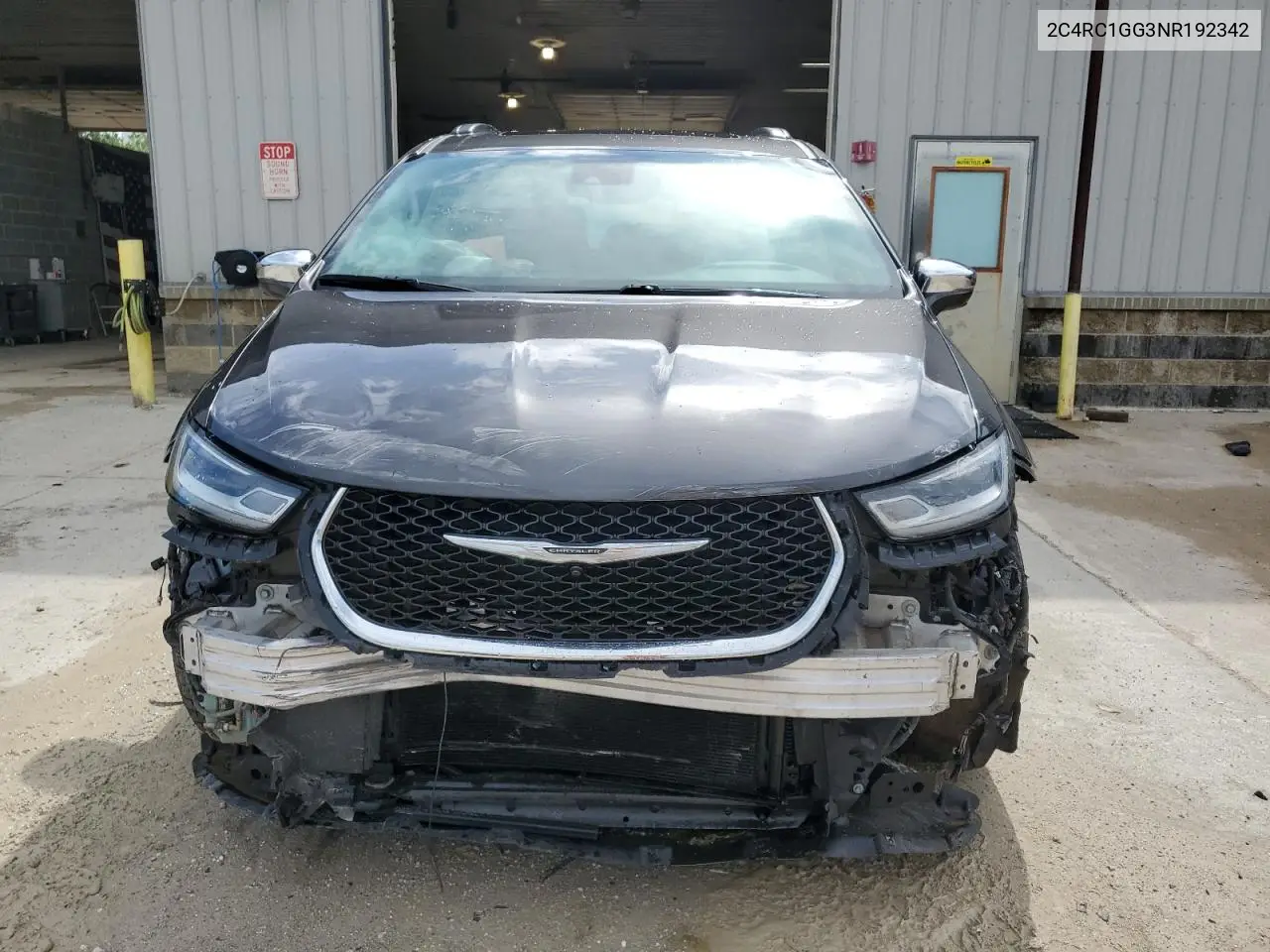 2022 Chrysler Pacifica Limited VIN: 2C4RC1GG3NR192342 Lot: 65219555
