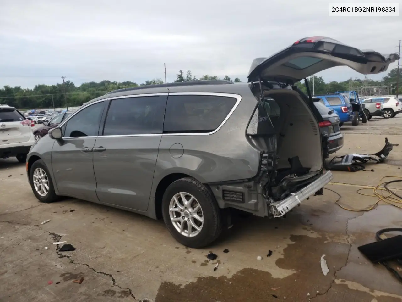 2022 Chrysler Pacifica Touring L VIN: 2C4RC1BG2NR198334 Lot: 65368215