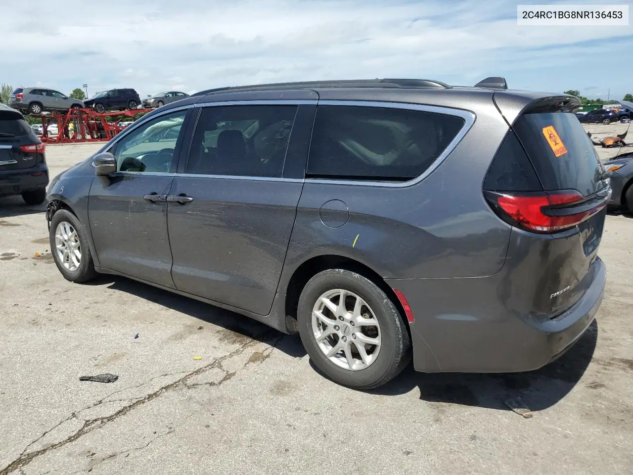 2022 Chrysler Pacifica Touring L VIN: 2C4RC1BG8NR136453 Lot: 65762755