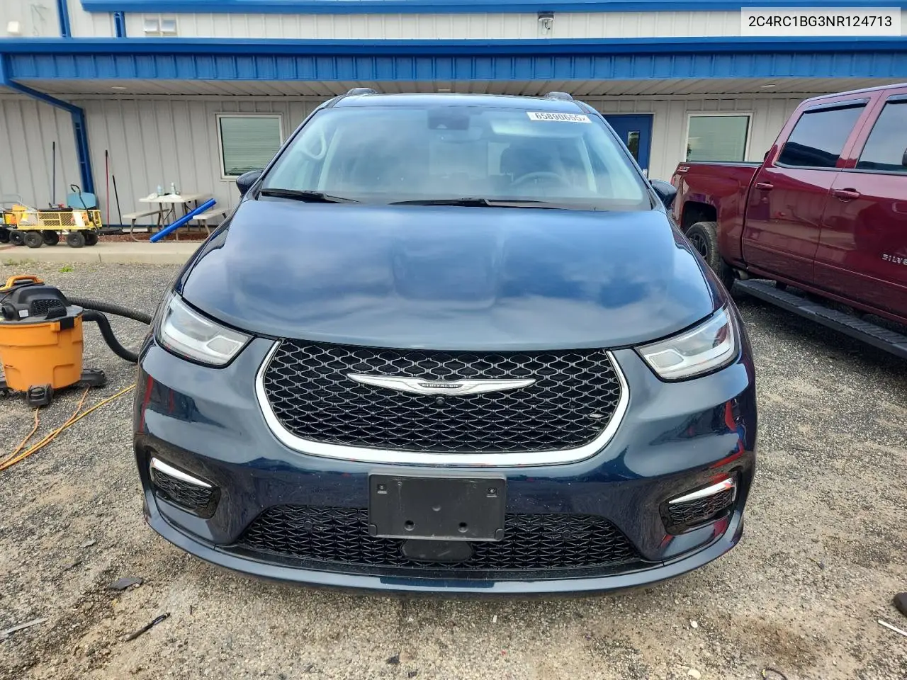 2022 Chrysler Pacifica Touring L VIN: 2C4RC1BG3NR124713 Lot: 65890655