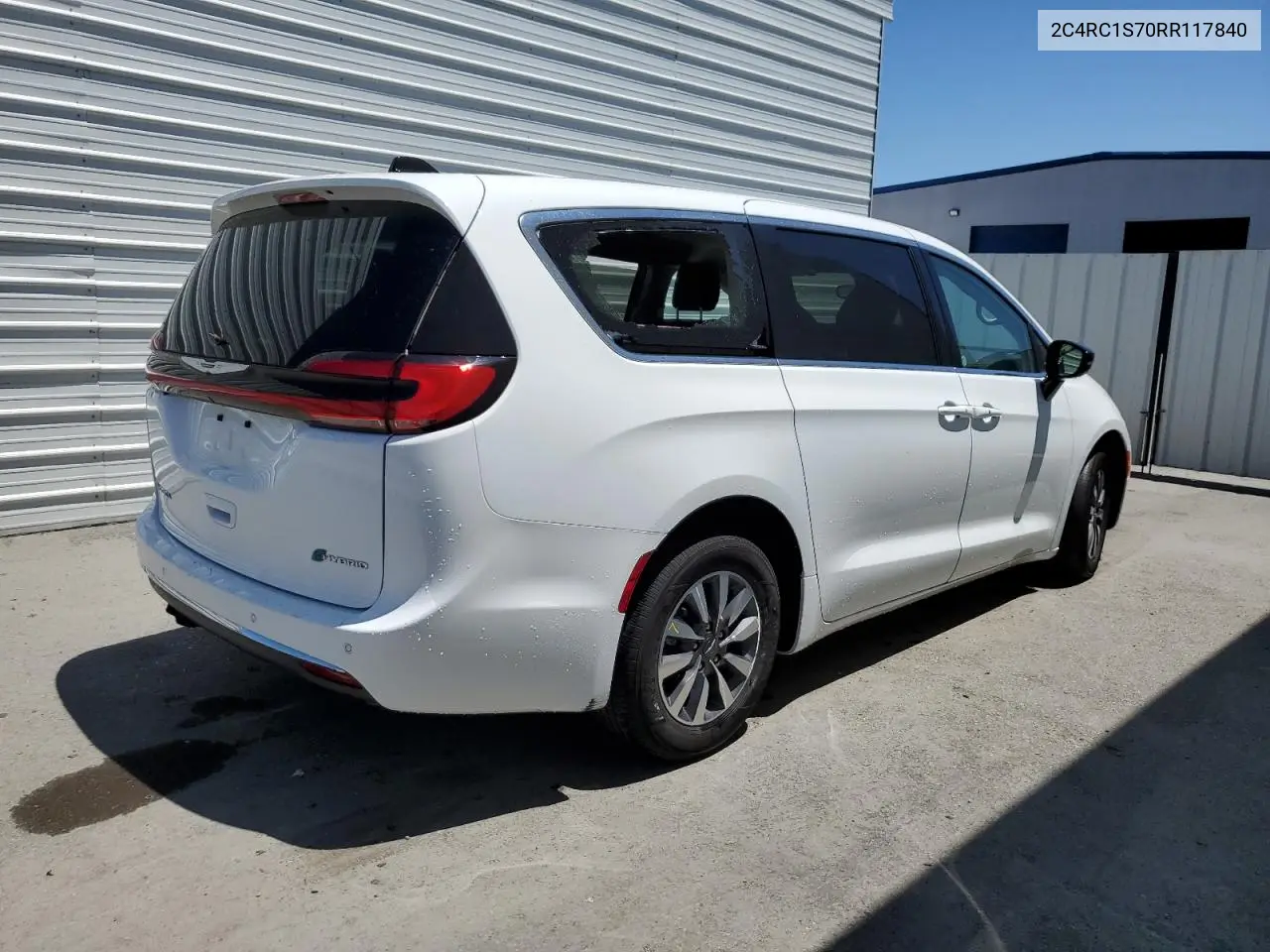 2024 Chrysler Pacifica Hybrid Select VIN: 2C4RC1S70RR117840 Lot: 56529005