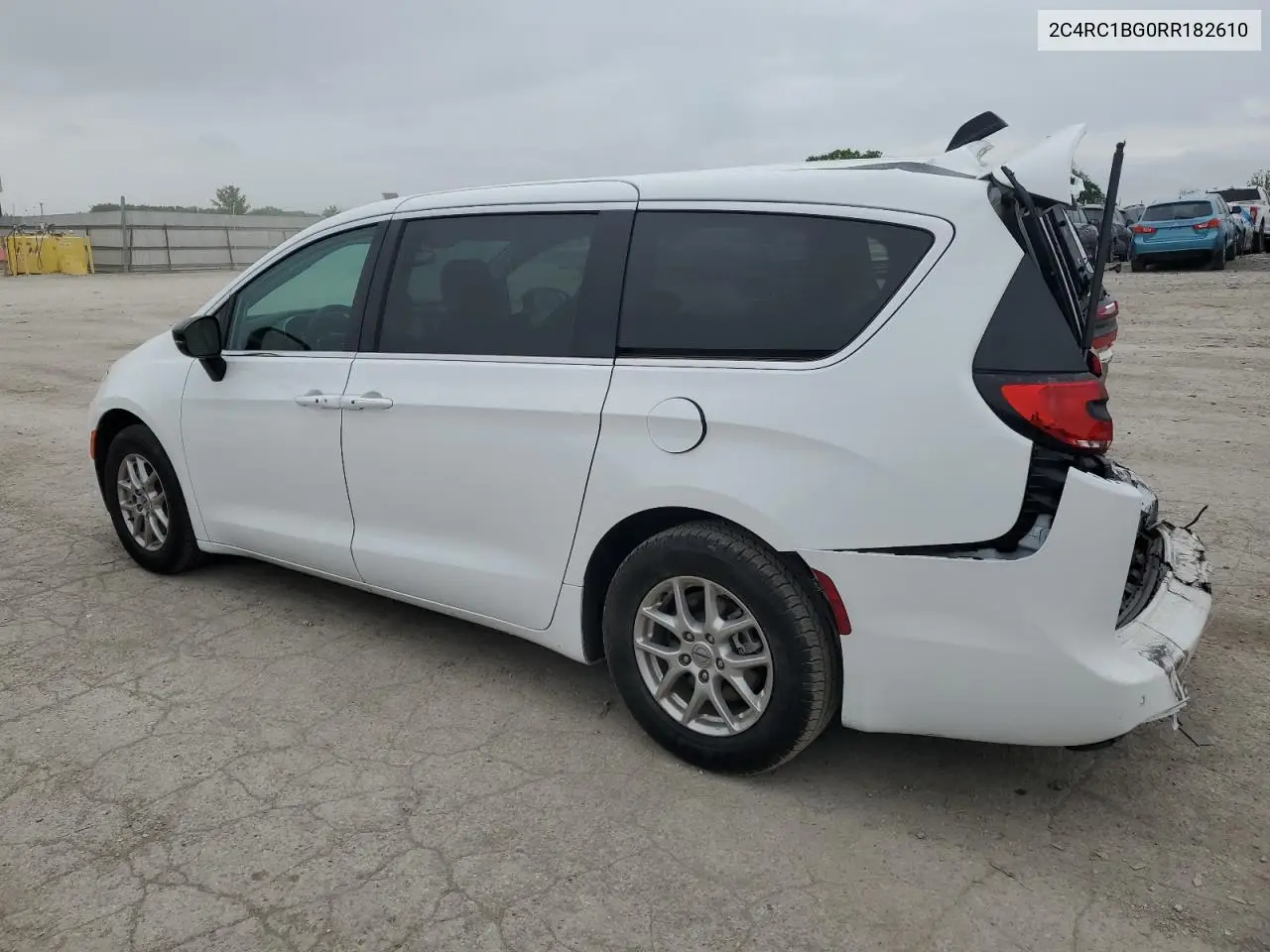 2024 Chrysler Pacifica Touring L VIN: 2C4RC1BG0RR182610 Lot: 56693715