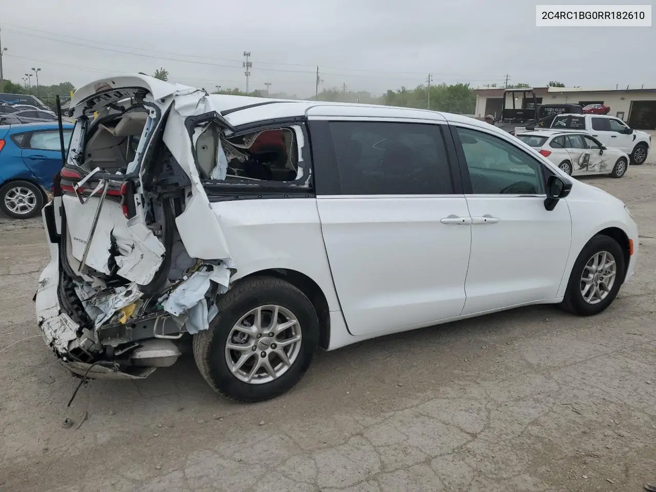 2024 Chrysler Pacifica Touring L VIN: 2C4RC1BG0RR182610 Lot: 56693715