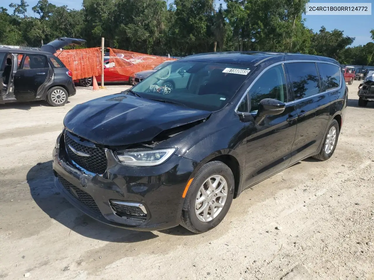 2024 Chrysler Pacifica Touring L VIN: 2C4RC1BG0RR124772 Lot: 61560665