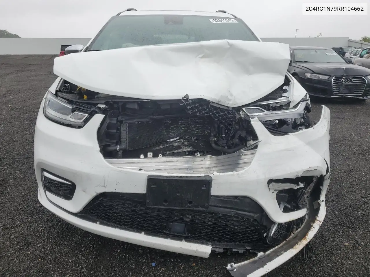 2024 Chrysler Pacifica Hybrid Pinnacle VIN: 2C4RC1N79RR104662 Lot: 62644545