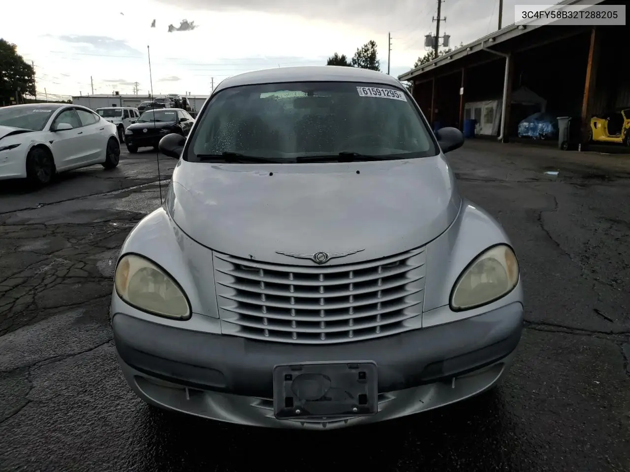 2002 Chrysler Pt Cruiser Touring VIN: 3C4FY58B32T288205 Lot: 61591295