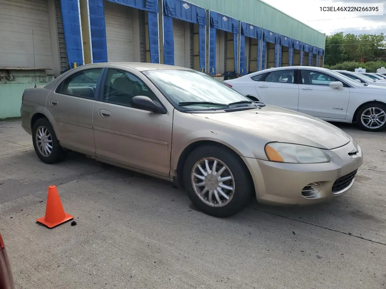 2002 Chrysler Sebring Lx VIN: 1C3EL46X22N266395 Lot: 55747015