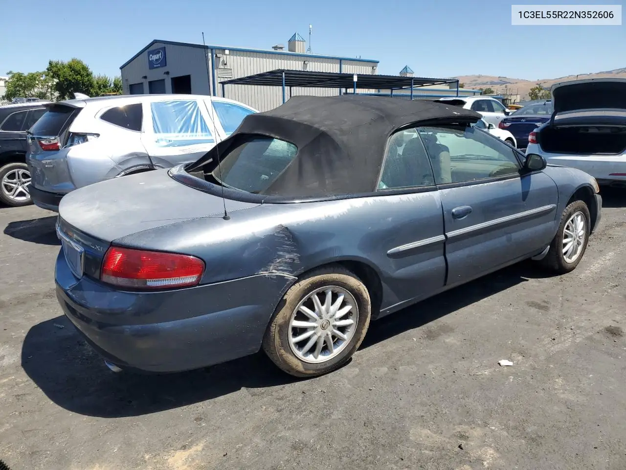2002 Chrysler Sebring Lxi VIN: 1C3EL55R22N352606 Lot: 58431625