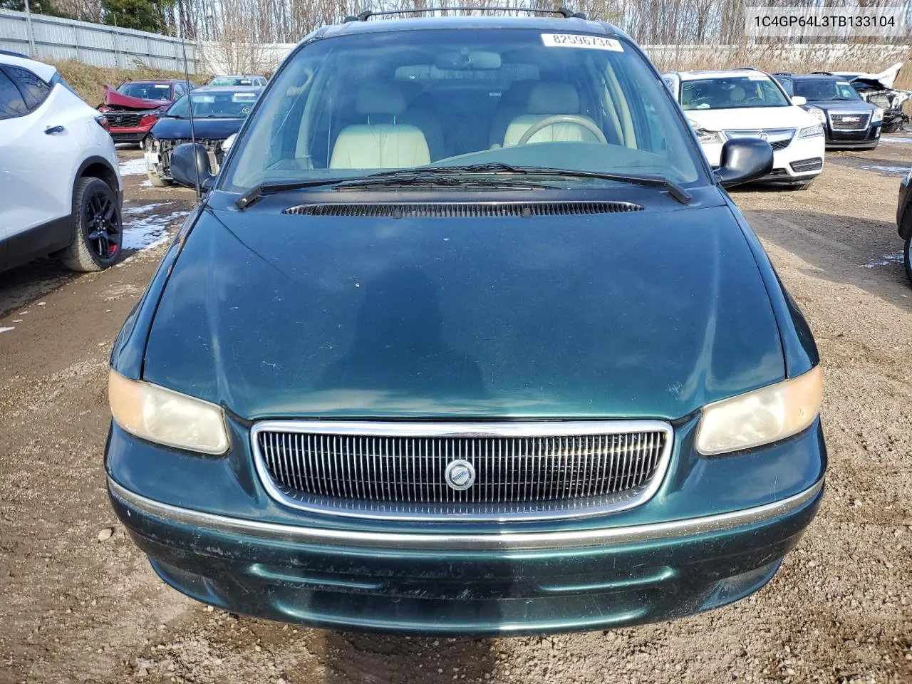 1996 Chrysler Town & Country Lxi VIN: 1C4GP64L3TB133104 Lot: 82596734
