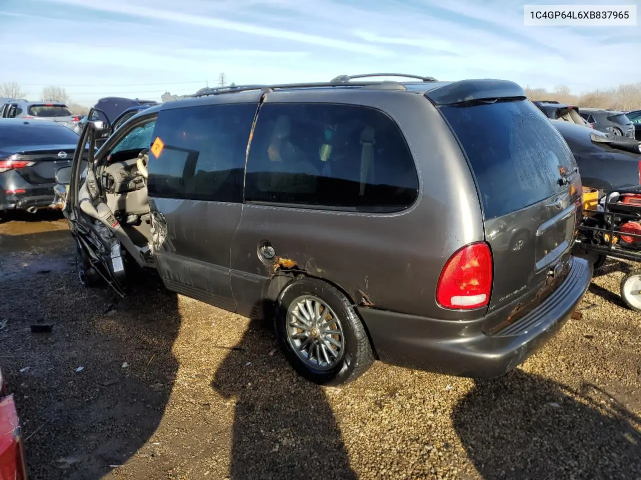 1999 Chrysler Town & Country Limited VIN: 1C4GP64L6XB837965 Lot: 44438385