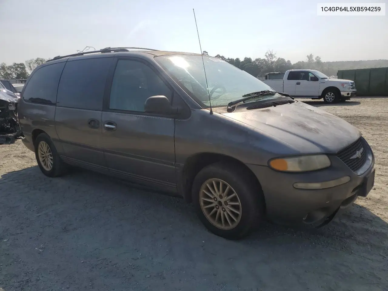1999 Chrysler Town & Country Limited VIN: 1C4GP64L5XB594259 Lot: 61962315