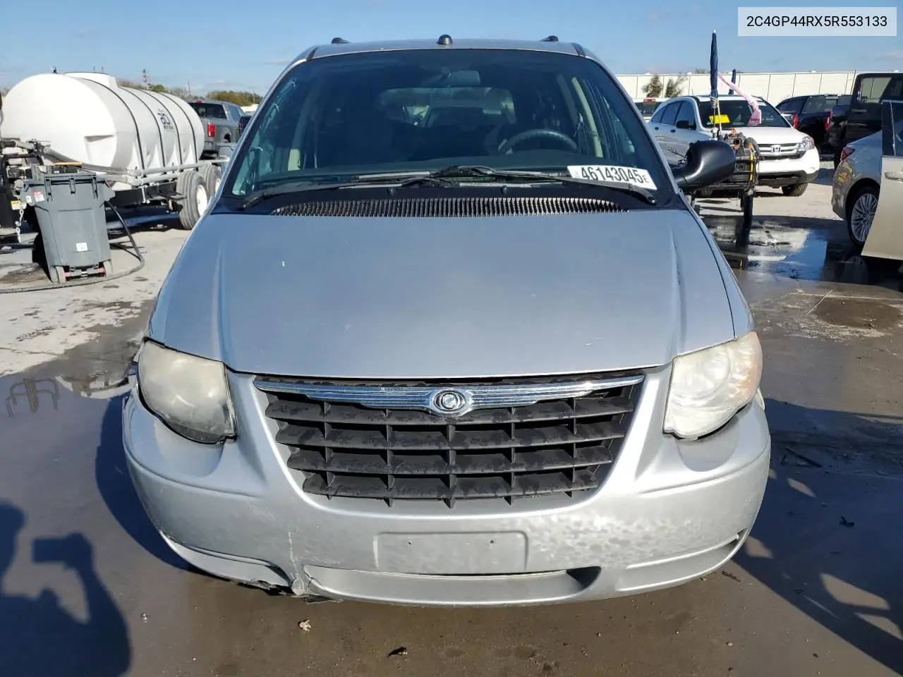 2005 Chrysler Town & Country Lx VIN: 2C4GP44RX5R553133 Lot: 46143045