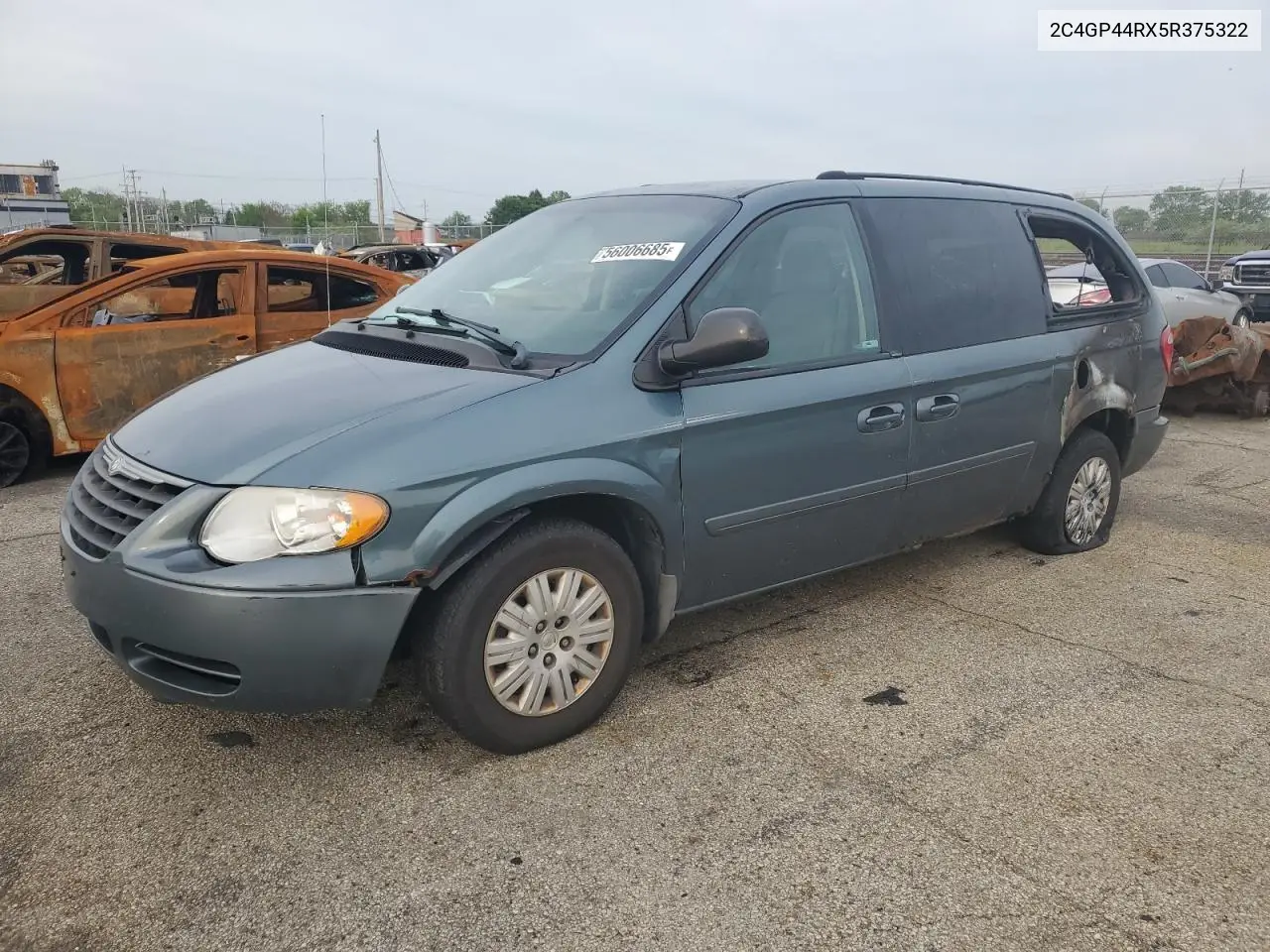 2005 Chrysler Town & Country Lx VIN: 2C4GP44RX5R375322 Lot: 56006685