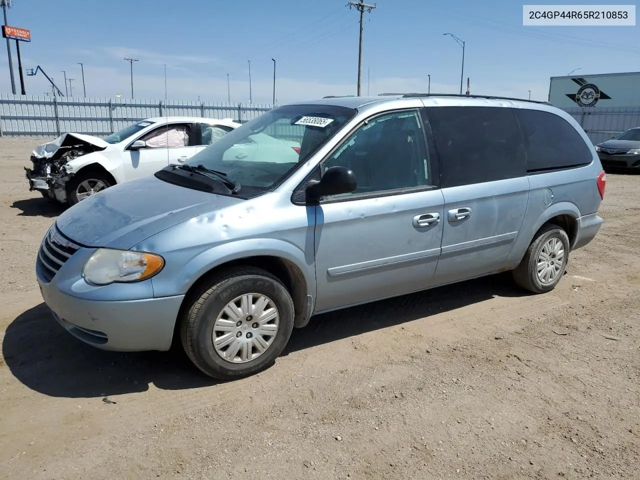 2005 Chrysler Town & Country Lx VIN: 2C4GP44R65R210853 Lot: 56538065