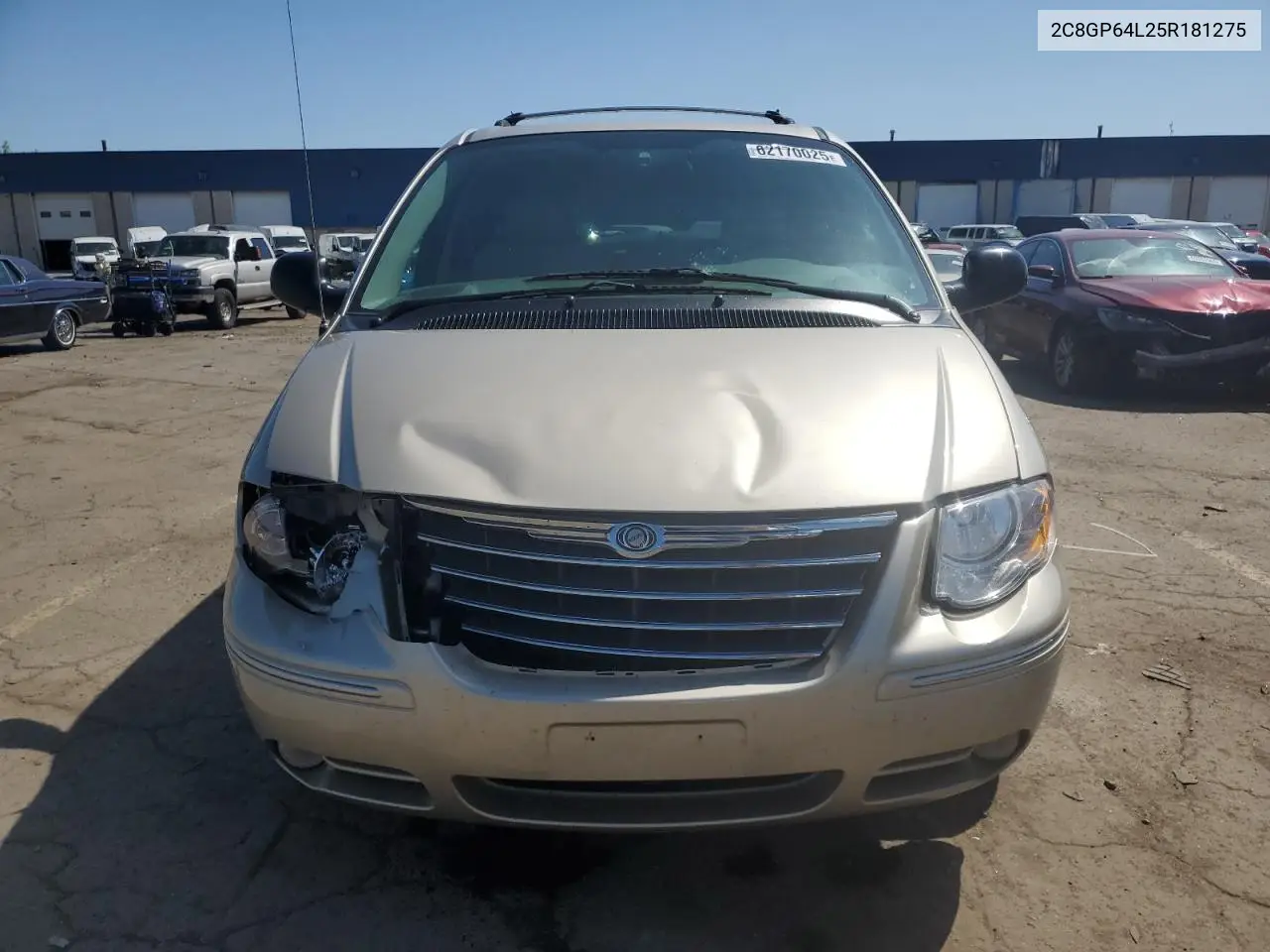 2005 Chrysler Town & Country Limited VIN: 2C8GP64L25R181275 Lot: 62170025
