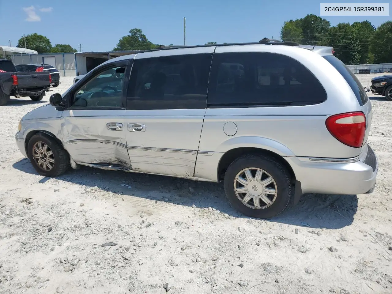 2005 Chrysler Town & Country Touring VIN: 2C4GP54L15R399381 Lot: 62511455