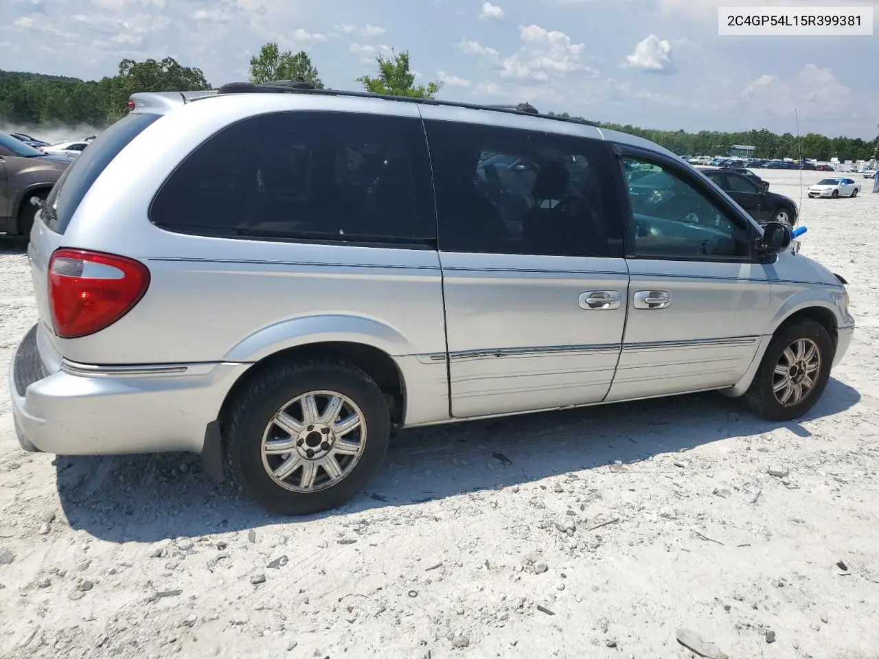 2005 Chrysler Town & Country Touring VIN: 2C4GP54L15R399381 Lot: 62511455