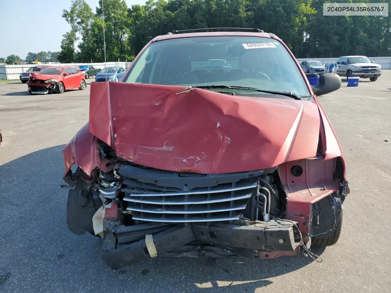 2005 Chrysler Town & Country Touring VIN: 2C4GP54L35R65767 Lot: 62833715