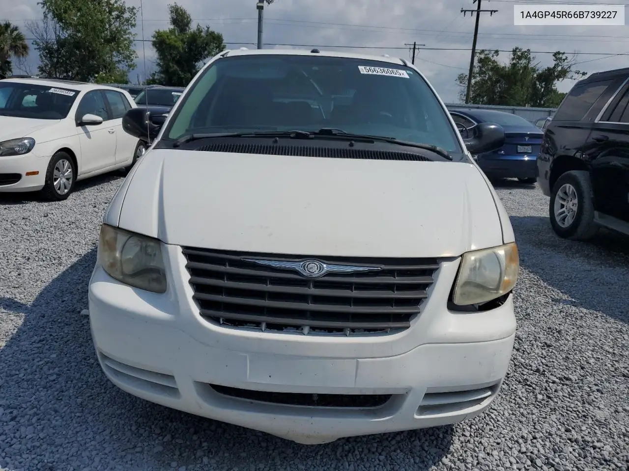 2006 Chrysler Town & Country VIN: 1A4GP45R66B739227 Lot: 56636065
