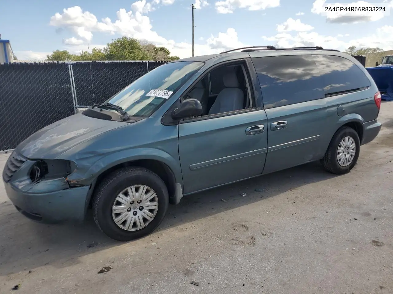 2006 Chrysler Town & Country Lx VIN: 2A4GP44R66R833224 Lot: 61657795
